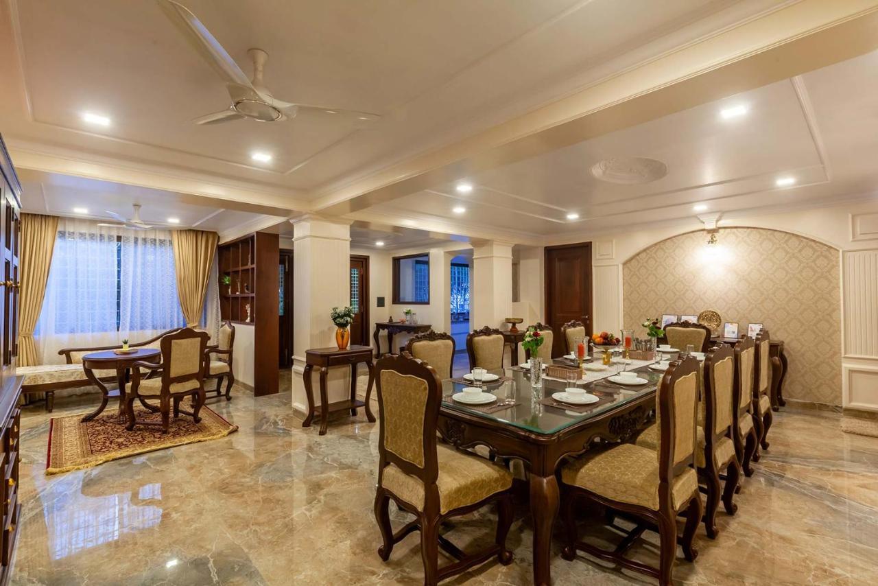 Stayvista'S Lake La Vie - Tranquil Lake-View Villa Amidst Farmland With Pool And Poolside Gazebo - Proximity To Sula Nashik Extérieur photo